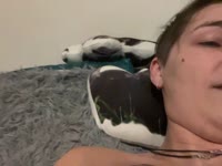 Envie d’évasion ? Laisse-moi t’emporter dans un moment de pur abandon, où chaque caresse est une promesse et chaque regard une invitation. Juste toi et moi, seuls au monde… Je serai à toi, entièrement, prête à exaucer tes désirs. Viens me retrouver en privé, je n’attends que toi.