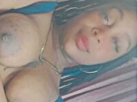 camgirl playing with sex toy AndreTower
