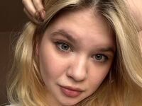 free webcam chat room DebrahPloeger