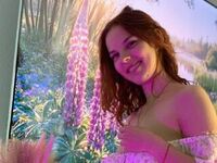masturbating webcam girl GloriaGer