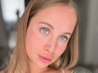girl MickyBlush
