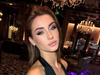 mastubating web cam girl Minnie