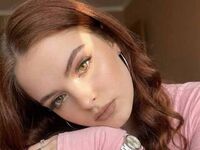 girl webcam show RomanaPittsinger