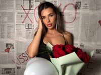 fingering webcam girl ValerieNicolle