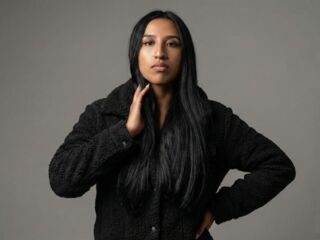 chat live cam AdaharaBanks