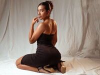 naked cam girl AhriaMiles
