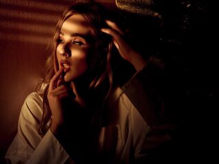 webcam babe chatroom AlexandraBallish