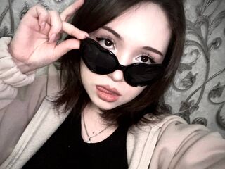 adult cam AminaBaudoin