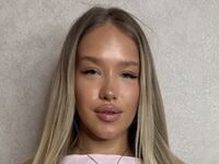 naughty camgirl fingering shaved pussy AnnellePerazzo