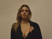 live striptease AyaJohns