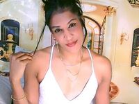 fingering girl cam AzzyGreene
