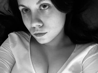 nude webcam BelaWink