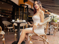 chat room live web cam BellaBlaze