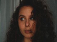 fingering girl chat BertieSiegers