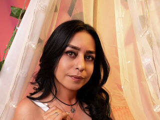 naked webcam girl BiancaCollinss