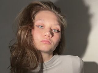 shaved pussy web cam BrandiLiedberg