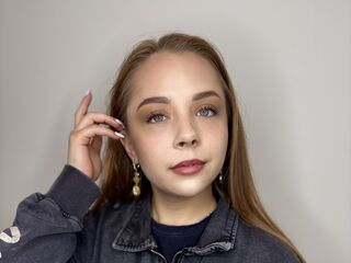 cam chat CaseySalizar