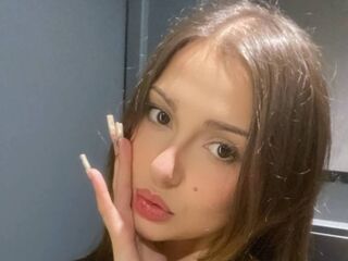 naked camgirl CherlynRosario