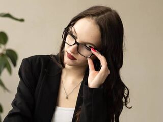 jasmin cam model DelaineLamie