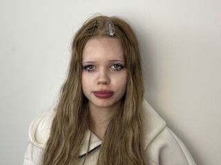 chat room live show DorindaHeyden