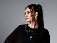 nude camgirl pic EileenChaton