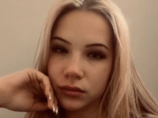 beautiful girl webcam EleonoraTutuska
