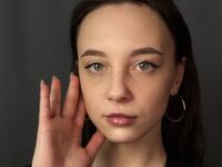 shower cam EllynDarvish