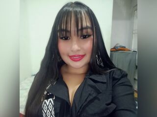 cam girl chatroom EmaClarens