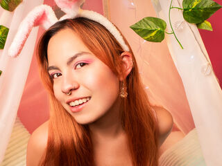 extreme cam picture EmmaMonnet