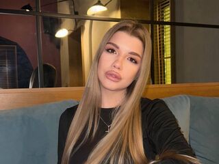 hot webcam slut EmmyRamsdell