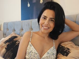 hot cam girl fingering pussy EvelineAngeles