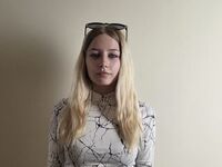 girl EvelynReynaga