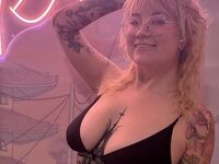 hot cam girl masturbating with dildo Finndomme
