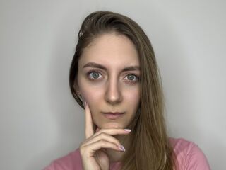 webcamgirl live sex GenevaAndrode