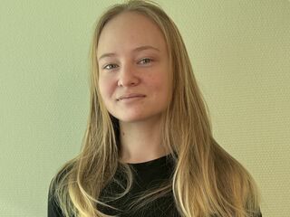 nude gamgirl JeniferFerrarini