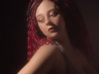 camslut spreading pussy JennyCharm