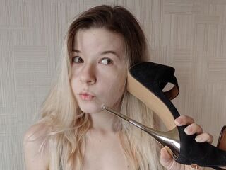 naked cam chatroom JessyDough