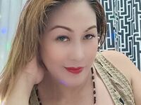 cam girl playing with dildo JingAmour