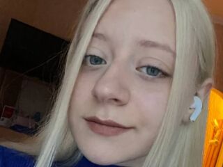 girl nude JoannieMaglioli