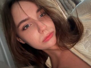 free nude web cam KyungInguardsen