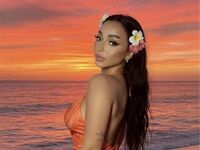 masturbating girl LaraMac