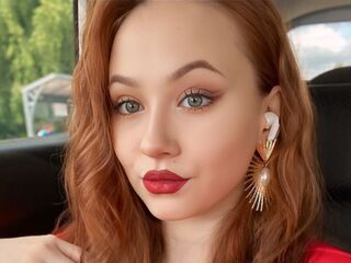 cam girl showing pussy LatiaEld