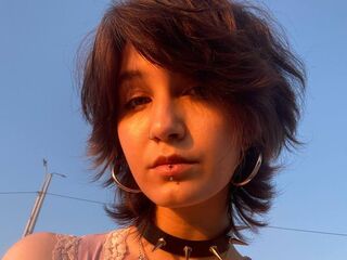 beautiful webcam girl LatoshaZayicek