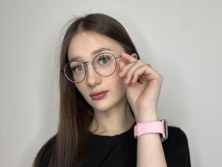 hot naked webcamgirl LatriciaSuet