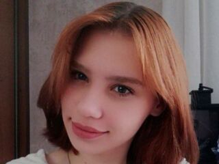 nude webcam girl photo LelaKravetsky