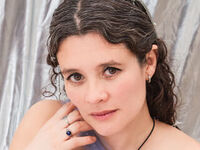 cam girl playing with dildo LiaVerduska