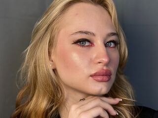 hot livecam LucileNeuburger