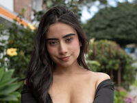 hot cam girl masturbating with sextoy MaddieColinss