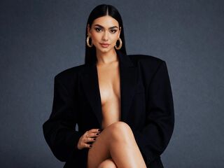 cam girl showing tits ManuelaHall