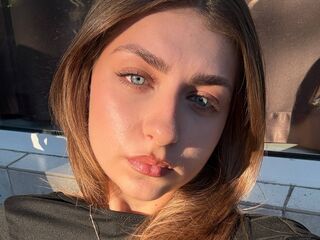 camwhore masturbating with dildo MargeEgeland